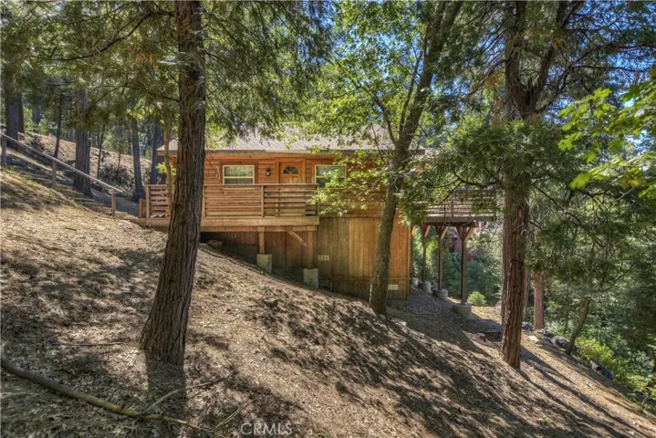 24839 Felsen Drive, Crestline, California 92325