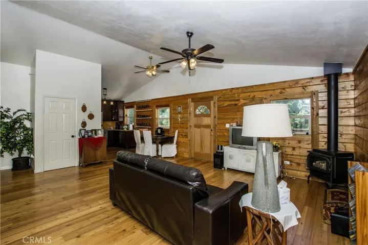 24839 Felsen Drive, Crestline, California 92325