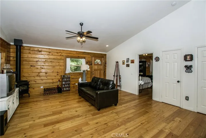 24839 Felsen Drive, Crestline, California 92325