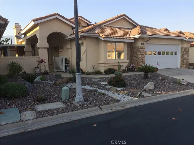 3029 Summer Set Circle, Banning, California 92220