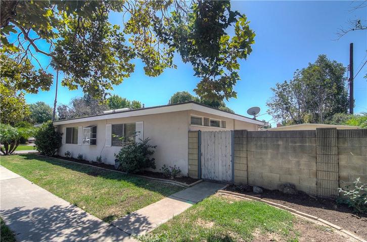 2610 N Linwood Avenue, Santa Ana, California 92705