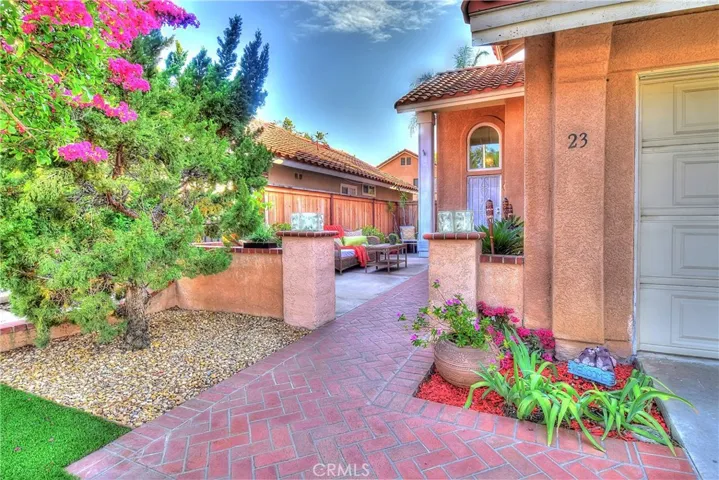 23 La Cueva, Rancho Santa Margarita, California 92688