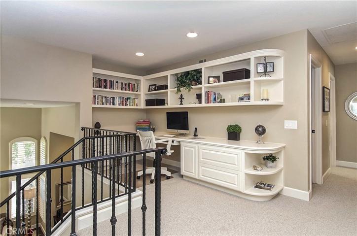 Plenty of space for everyone! Five bedrooms, plus this extra loft space, perfect for study, office or gaming.