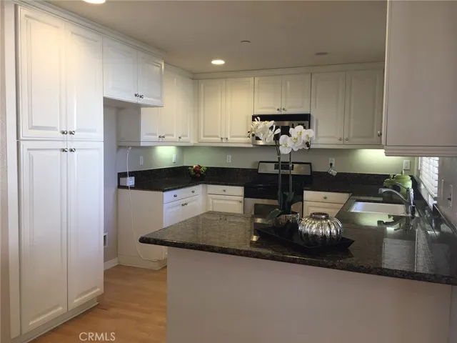 22545 Kent Avenue 11, Torrance, California 90505