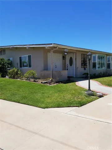 1605 Merion Way M2-41l, Seal Beach, California 90740