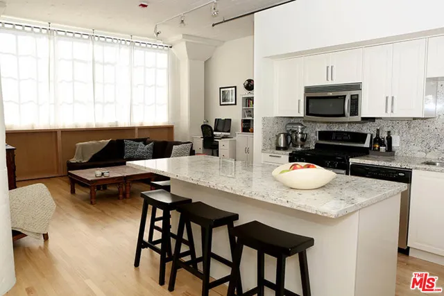 Bright Open Concept Loft