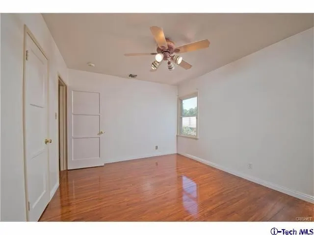 6152 Topeka Drive, Tarzana, California 91335