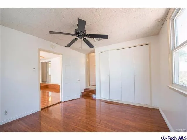 6152 Topeka Drive, Tarzana, California 91335