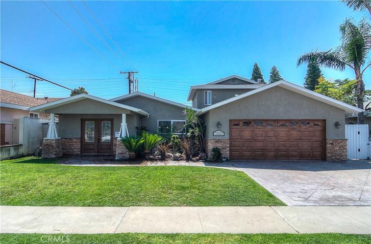 10232 Pua Drive, Huntington Beach, California 92646