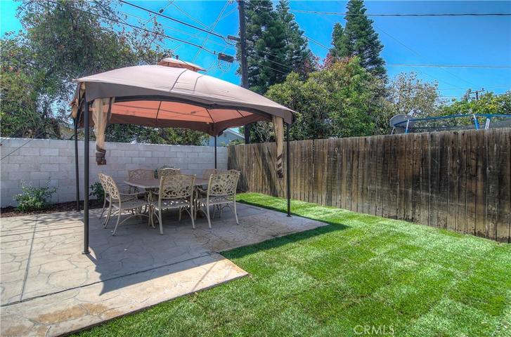 10232 Pua Drive, Huntington Beach, California 92646