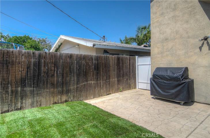 10232 Pua Drive, Huntington Beach, California 92646
