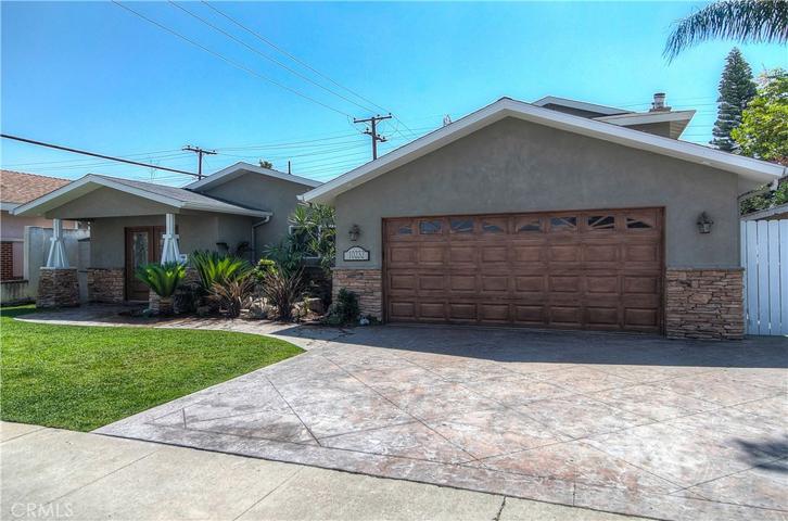 10232 Pua Drive, Huntington Beach, California 92646