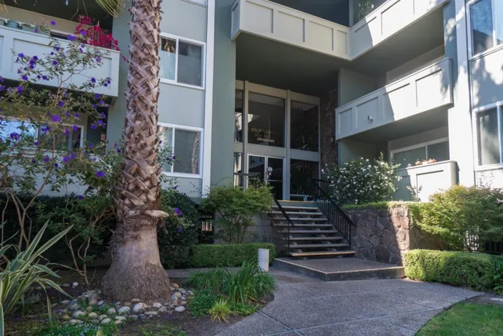 1458 Hudson Street 107, Redwood City, California 94061