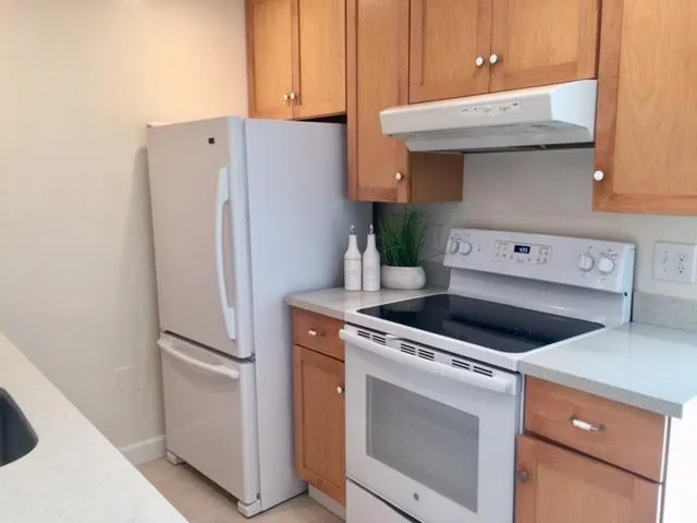 1458 Hudson Street 107, Redwood City, California 94061