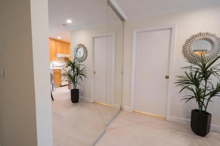 1458 Hudson Street 107, Redwood City, California 94061