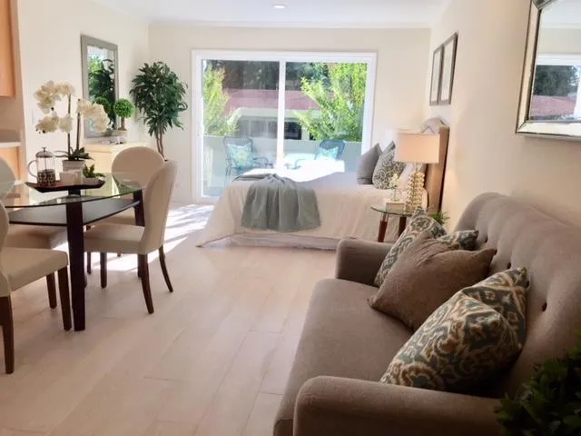 1458 Hudson Street 107, Redwood City, California 94061