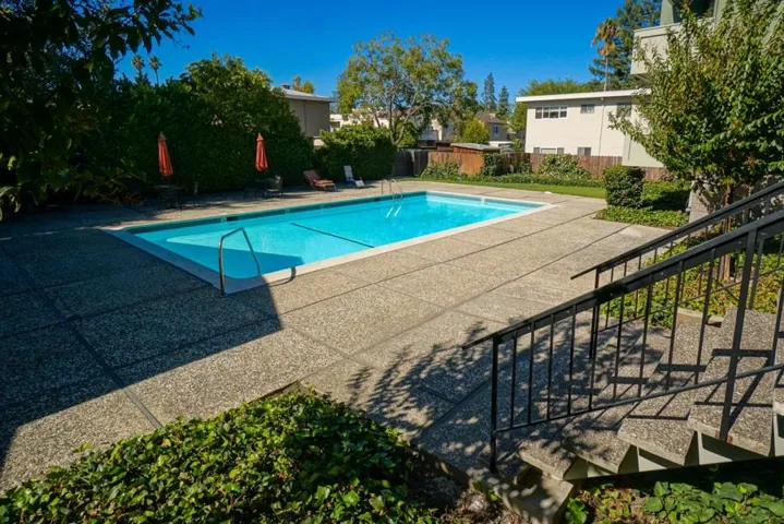 1458 Hudson Street 107, Redwood City, California 94061