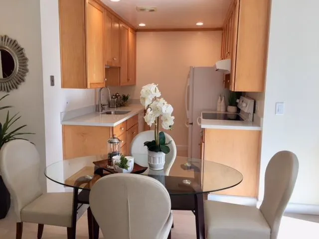 1458 Hudson Street 107, Redwood City, California 94061