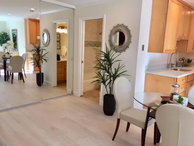 1458 Hudson Street 107, Redwood City, California 94061