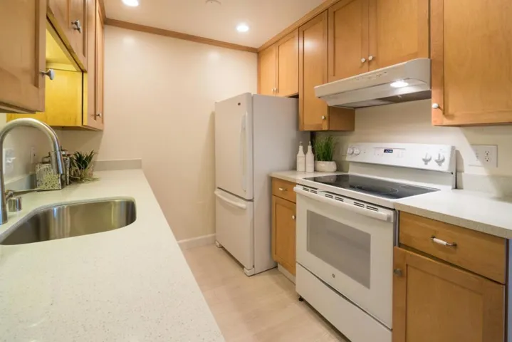 1458 Hudson Street 107, Redwood City, California 94061