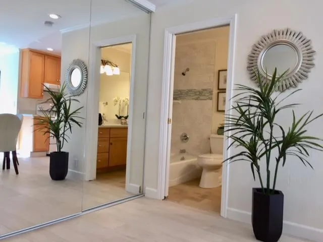 1458 Hudson Street 107, Redwood City, California 94061