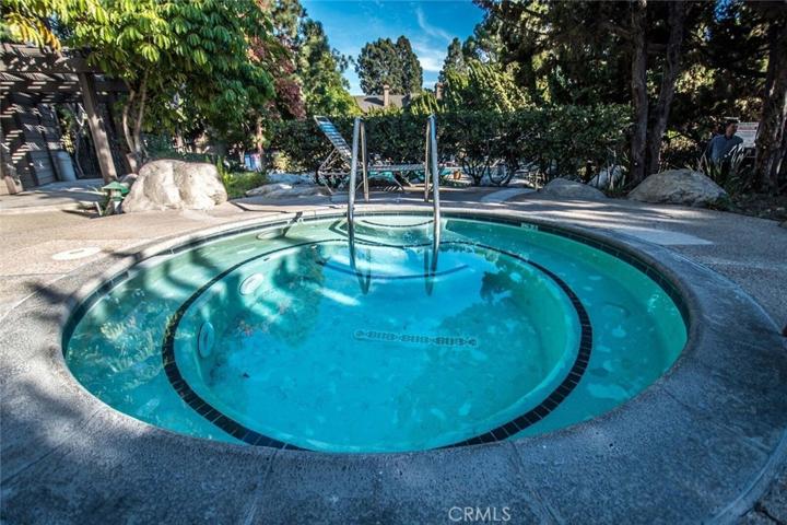 2526 W Macarthur Boulevard Unit J, Santa Ana, California 92704