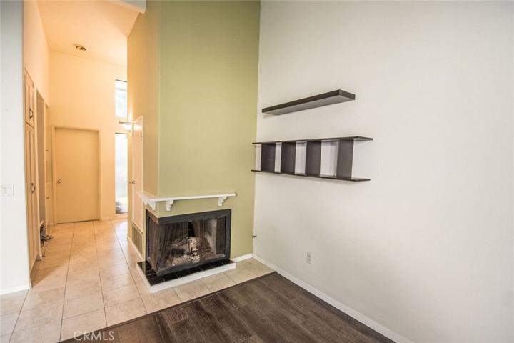 2526 W Macarthur Boulevard Unit J, Santa Ana, California 92704