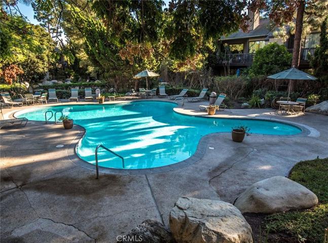 2526 W Macarthur Boulevard Unit J, Santa Ana, California 92704
