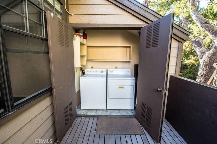 2526 W Macarthur Boulevard Unit J, Santa Ana, California 92704