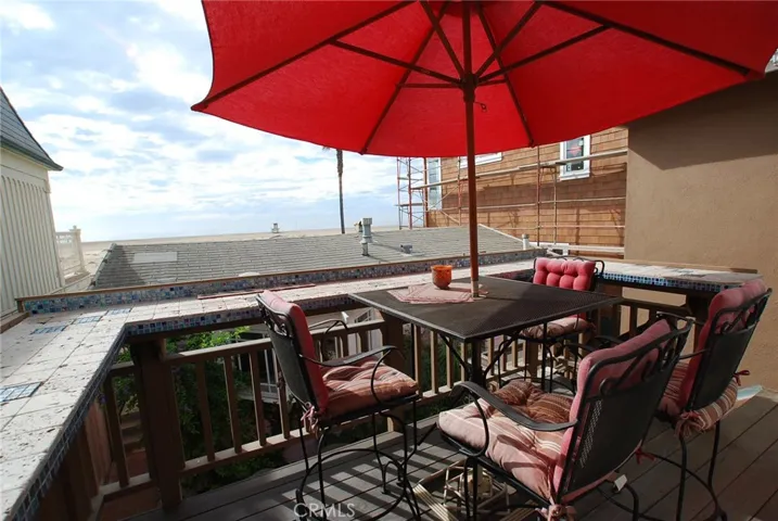 306.5 E Oceanfront, Newport Beach, California 92661