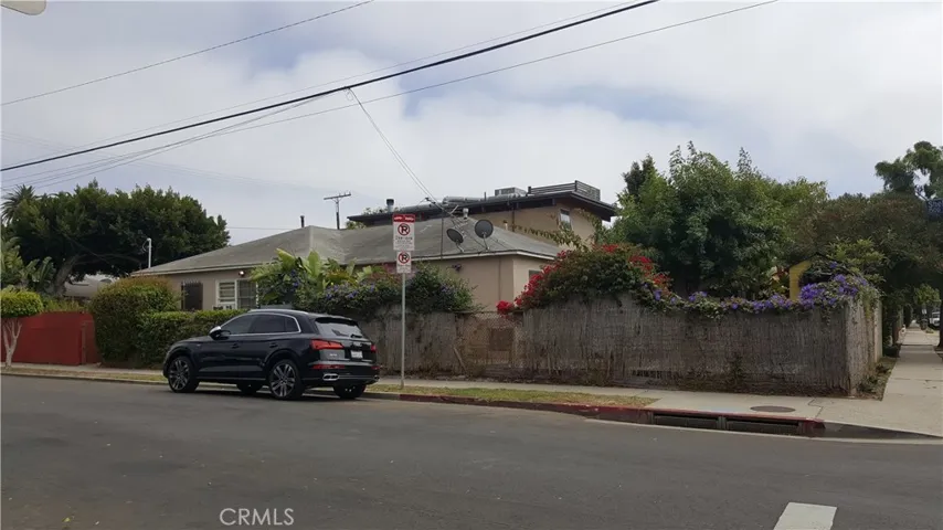 664 Milwood Avenue, Venice, California 90291
