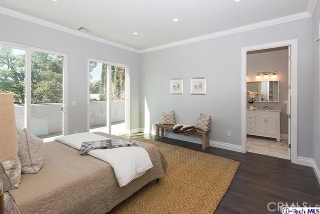 127 N Naomi Street, Burbank, California 91505
