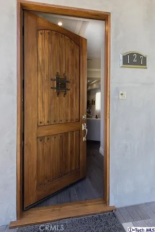 127 N Naomi Street, Burbank, California 91505