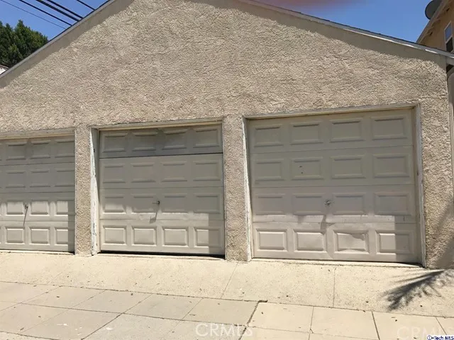 924 Estelle Avenue, Glendale, California 91202