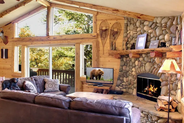 1518 Klamath Road, Big Bear, California 92314