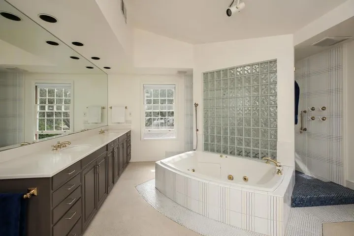 1492 Webster Street, Palo Alto, California 94301