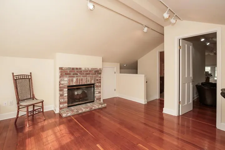 1492 Webster Street, Palo Alto, California 94301