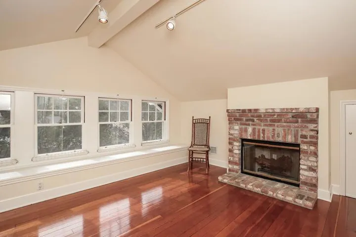 1492 Webster Street, Palo Alto, California 94301