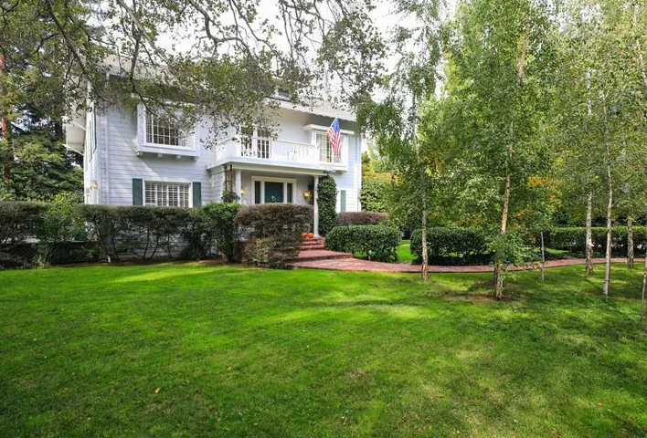 1492 Webster Street, Palo Alto, California 94301