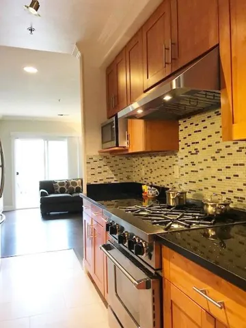 1216 Beacon Avenue, San Mateo, California 94401
