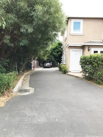 1216 Beacon Avenue, San Mateo, California 94401
