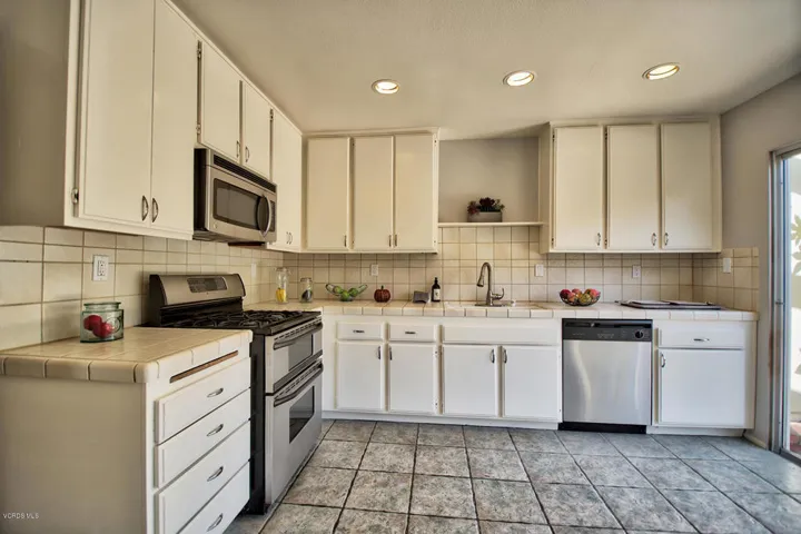 Kitchen 5