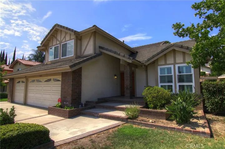 15200 Los Altos Drive, Hacienda Heights, California 91745
