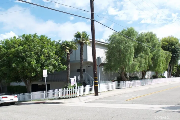 2000 Voorhees Avenue 3, Redondo Beach, California 90278