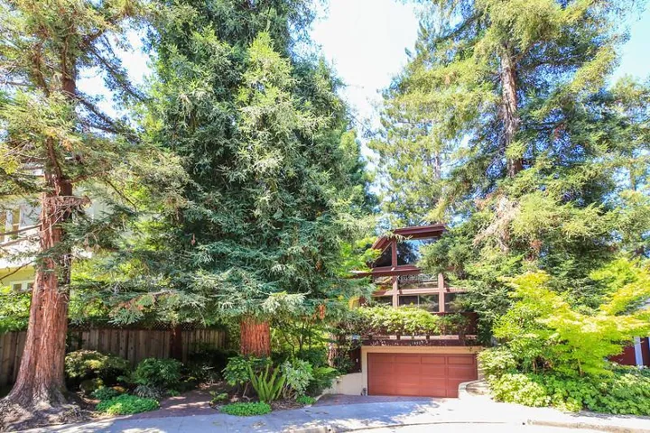 1007 Forest Court, Palo Alto, California 94301