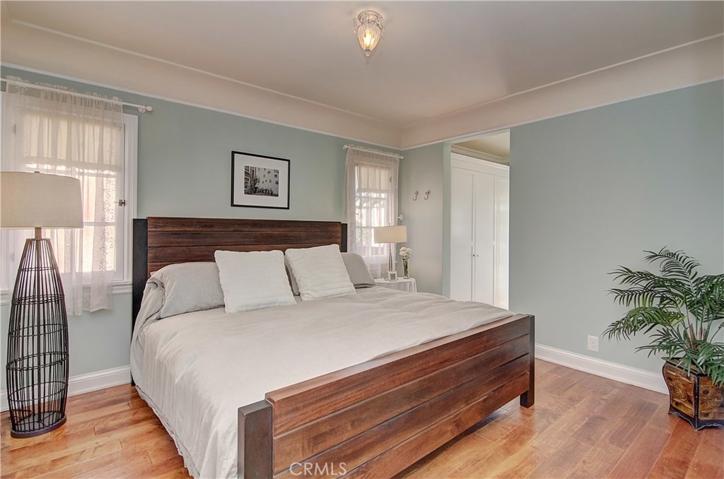 A Spanish bungalow with an awesome master suite?...Yes Virginia we've got it here!