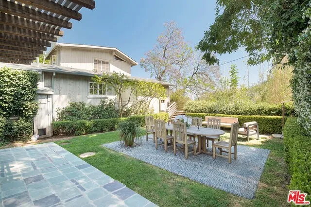 8478 Brier Drive, Los Angeles, California 90046