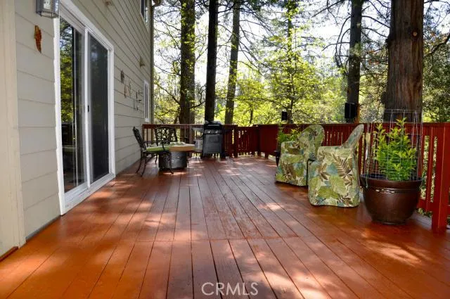 39806 Cedar Vista Road, Bass Lake, California 93604