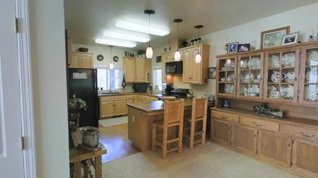39806 Cedar Vista Road, Bass Lake, California 93604