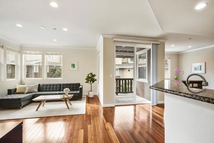 107 W Crystal Cove Terrace, None, California 94134